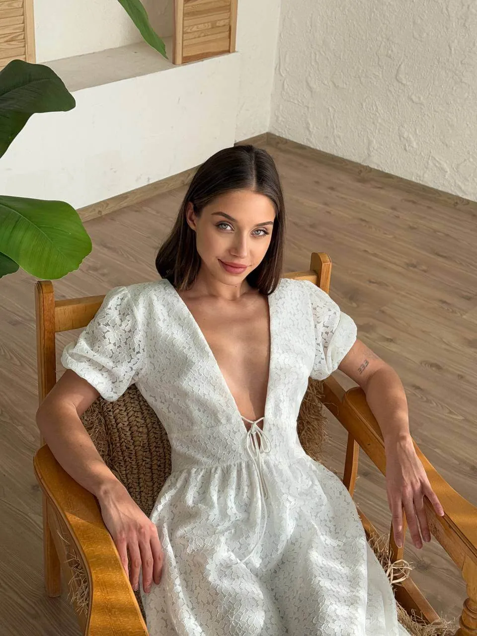 Breezy Boho Maxi: White Open Back Dress for Summer Days