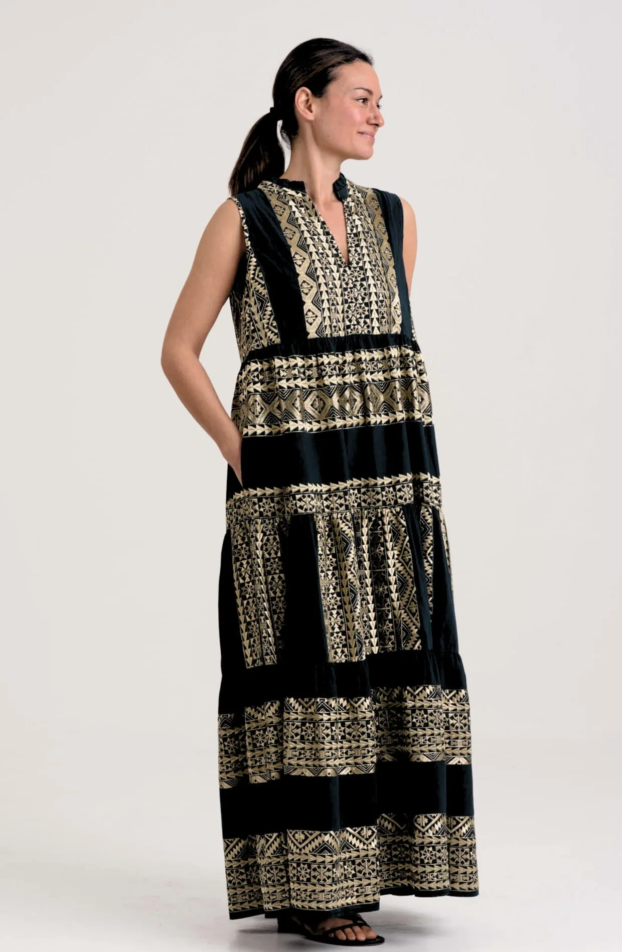Kori Cotton Maxi Dress | Black & Gold
