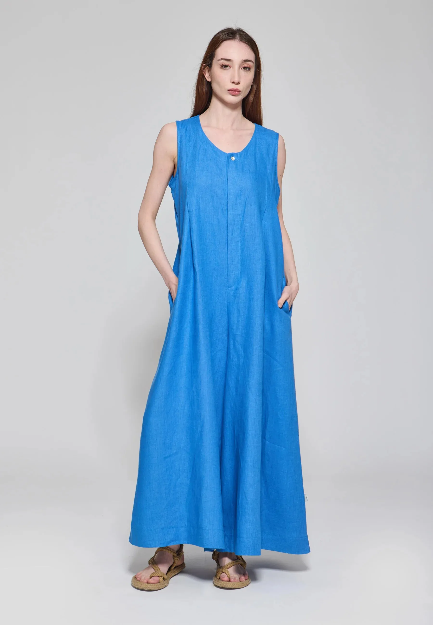 SOLARA – Wide-Leg Linen Jumpsuit