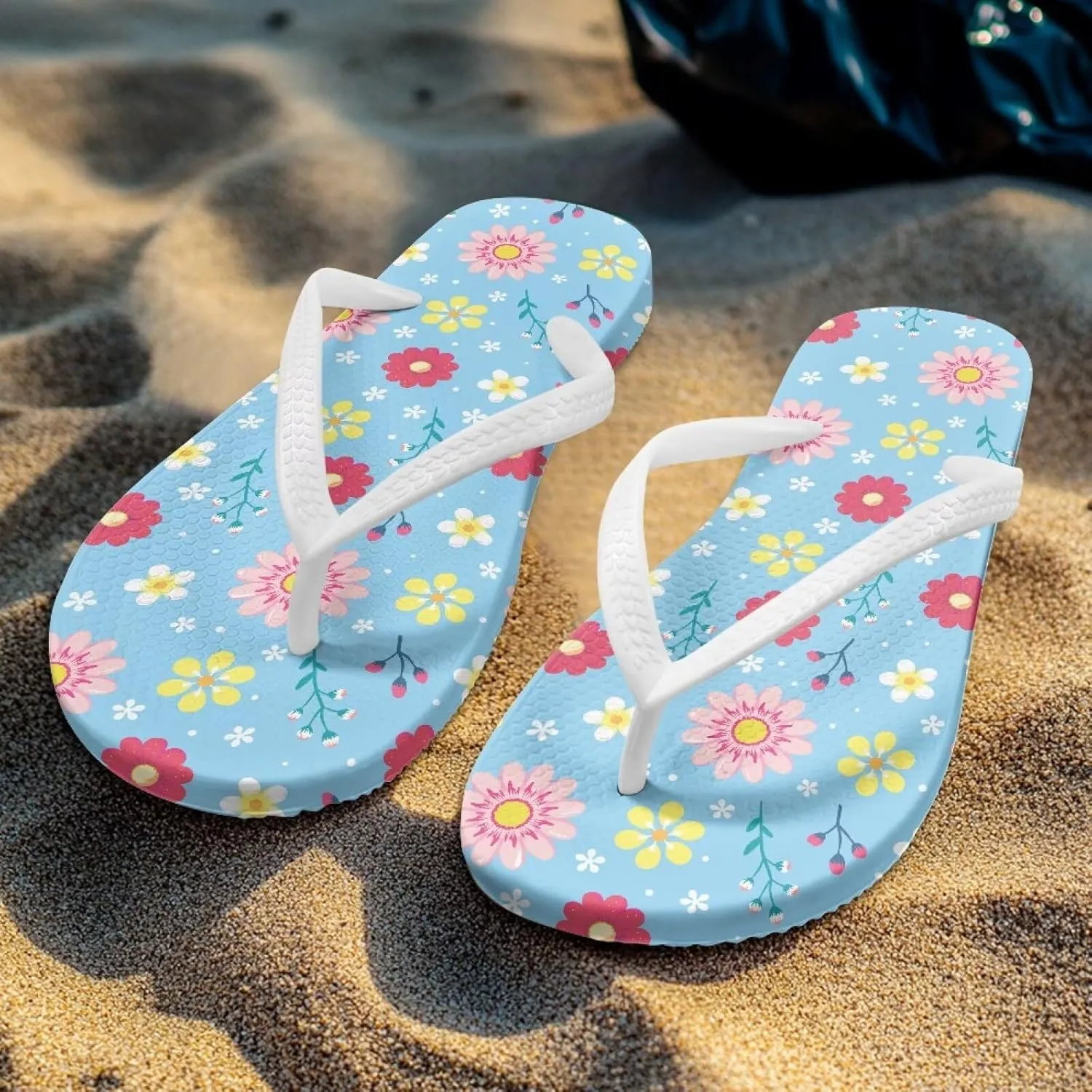 Womens Lightweight Arch Support Flip Flops House Cushioned Slides Summer Slip On Pillow Slippers for Pool Beach Size 5.5-9.5 White Sole